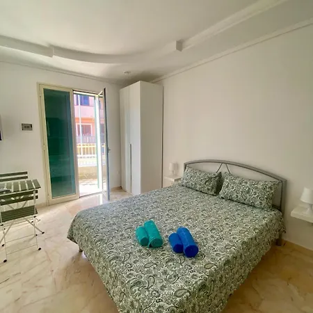 La Logghia Rooms *