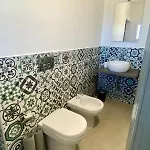 Alojamento de Acomodação e Pequeno-almoço La Logghia 3*